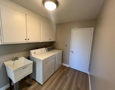 20607 Russell Lane - Photo Thumbnail 18