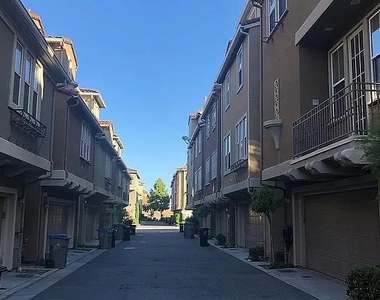 770 Adeline Avenue - Photo Thumbnail 7