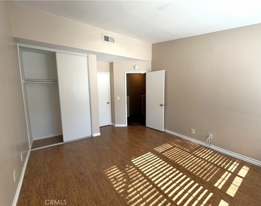 8167 Vineyard - Photo Thumbnail 13