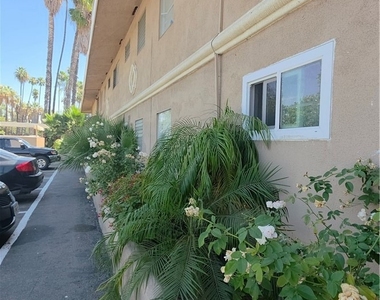 7490 Magnolia - Photo Thumbnail 7