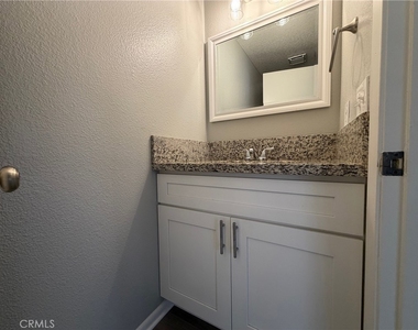 14610 Green River - Photo Thumbnail 10