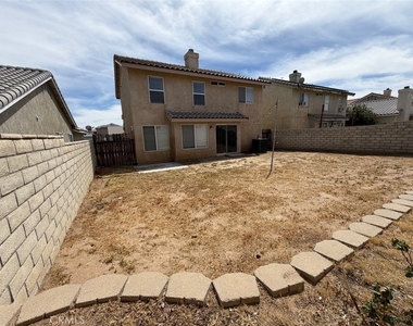 14610 Green River - Photo Thumbnail 26
