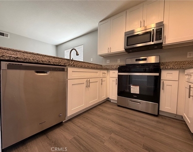 14610 Green River - Photo Thumbnail 6