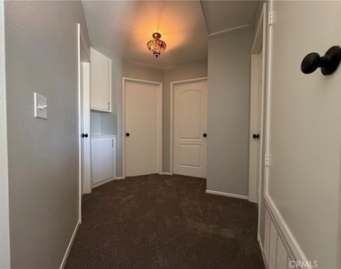 14610 Green River - Photo Thumbnail 14