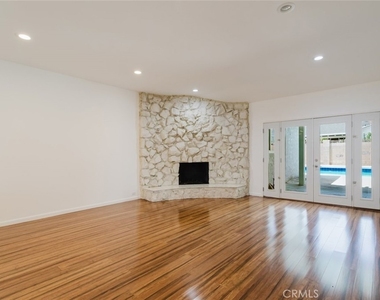 17419 Blackhawk Street - Photo Thumbnail 27