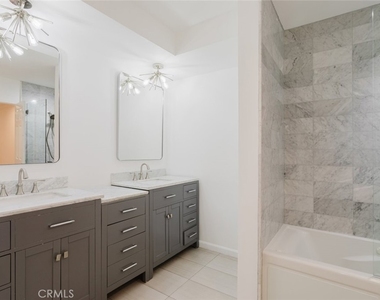 17419 Blackhawk Street - Photo Thumbnail 32