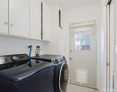 17419 Blackhawk Street - Photo Thumbnail 33