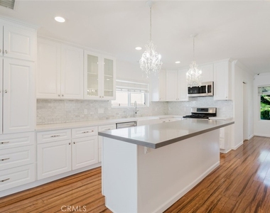 17419 Blackhawk Street - Photo Thumbnail 22