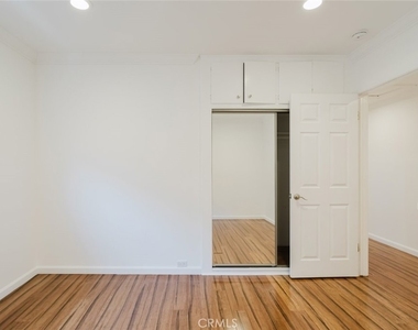 17419 Blackhawk Street - Photo Thumbnail 39