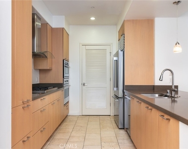 268 Caruso Avenue - Photo Thumbnail 14