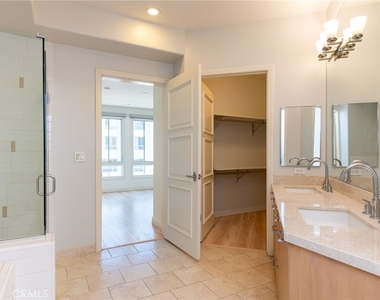 268 Caruso Avenue - Photo Thumbnail 25