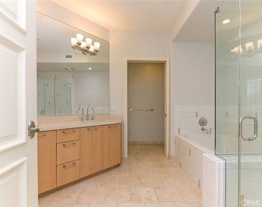 268 Caruso Avenue - Photo Thumbnail 23