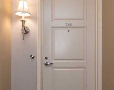 268 Caruso Avenue - Photo Thumbnail 9