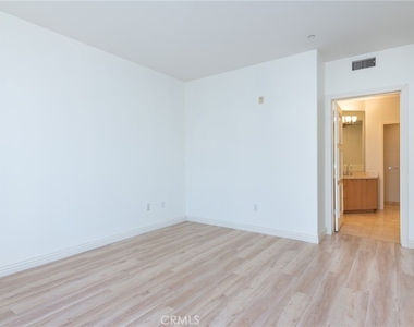 268 Caruso Avenue - Photo Thumbnail 18