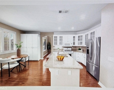 29 Villa Roma - Photo Thumbnail 9
