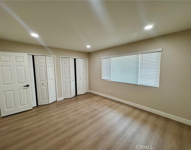 357 N Vermont Avenue - Photo Thumbnail 7