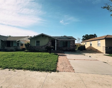 1554 3rd - Photo Thumbnail 1
