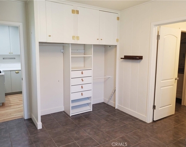 5095 Phillips - Photo Thumbnail 5