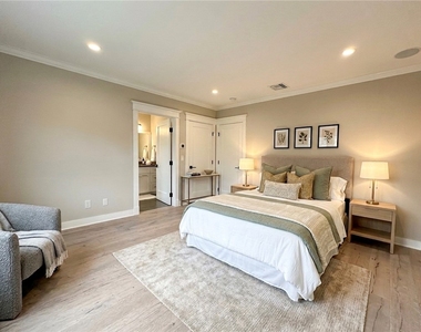 1616 N Ogden - Photo Thumbnail 14