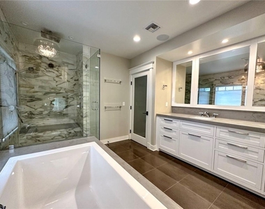 1616 N Ogden - Photo Thumbnail 40
