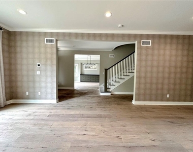 1616 N Ogden - Photo Thumbnail 17
