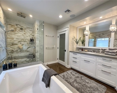 1616 N Ogden - Photo Thumbnail 11
