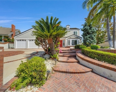 1522 Sunbluff Drive - Photo Thumbnail 2