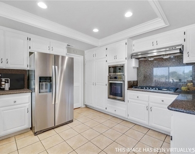 1522 Sunbluff Drive - Photo Thumbnail 17