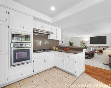 1522 Sunbluff Drive - Photo Thumbnail 18