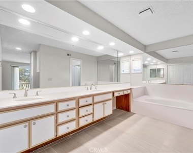 1522 Sunbluff Drive - Photo Thumbnail 22
