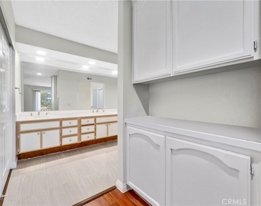 1522 Sunbluff Drive - Photo Thumbnail 21