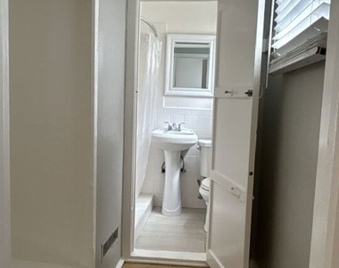 27 Eastwind Street - Photo Thumbnail 6