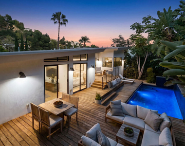 1541 Rising Glen Road - Photo Thumbnail 10