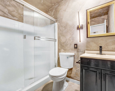 1044 9th Street - Photo Thumbnail 11