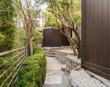 1147 Horn Avenue - Photo Thumbnail 7