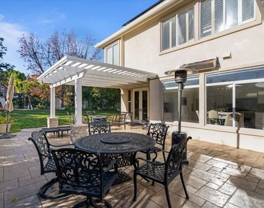 3900 Hilton Head Way - Photo Thumbnail 17