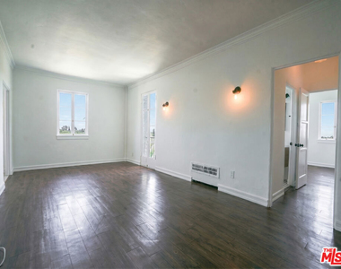 1201 N Crescent Heights Boulevard - Photo Thumbnail 1