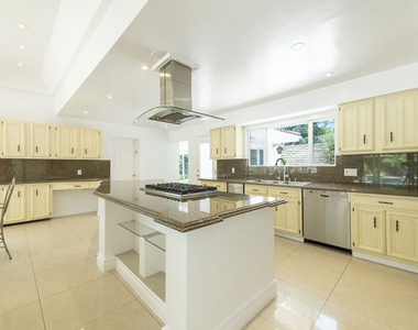 16379 Meadowridge Road - Photo Thumbnail 9