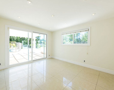 16379 Meadowridge Road - Photo Thumbnail 29