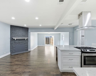 14141 Gault Street - Photo Thumbnail 1