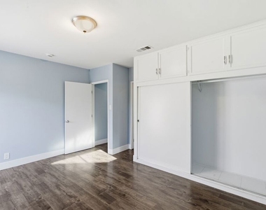 14141 Gault Street - Photo Thumbnail 18