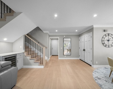 5413 Mark Court - Photo Thumbnail 7