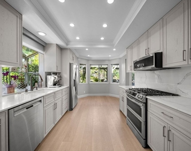 5413 Mark Court - Photo Thumbnail 9