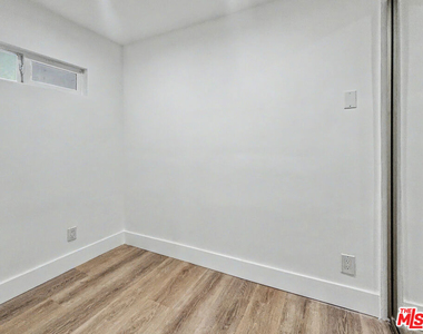 2139 Holly Drive - Photo Thumbnail 20