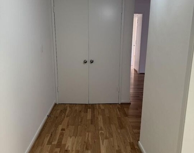 1097 S Bedford Drive - Photo Thumbnail 10