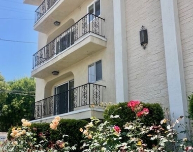 1097 S Bedford Drive - Photo Thumbnail 1