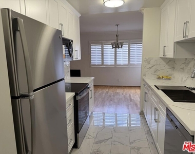 1097 S Bedford Drive - Photo Thumbnail 11