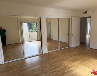 1097 S Bedford Drive - Photo Thumbnail 27