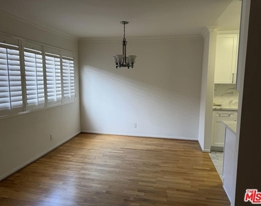 1097 S Bedford Drive - Photo Thumbnail 20