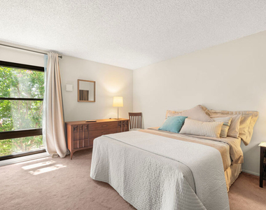 7765 W 91st Street - Photo Thumbnail 8